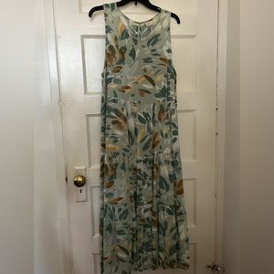 A new day, Maxi dress size XXL.